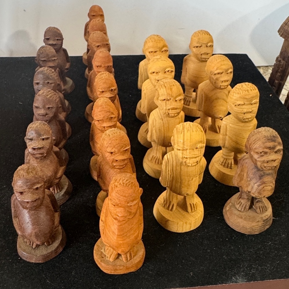 Vintage 1920s Hand Carved African Chess Pieces Tribal Nigerian Handcrafted - Picture 7 of 16